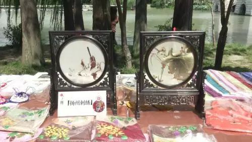 秋韵瘦西湖，非遗画中游 一场木偶、鸬鹚与墨扇的文化雅集